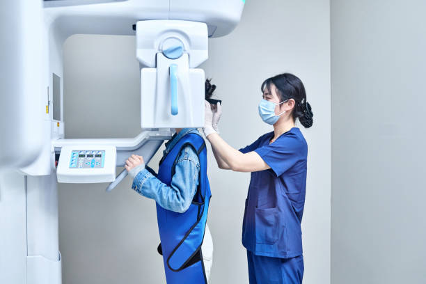 Best Emergency Dental Services for Seniors in Amberley, OH